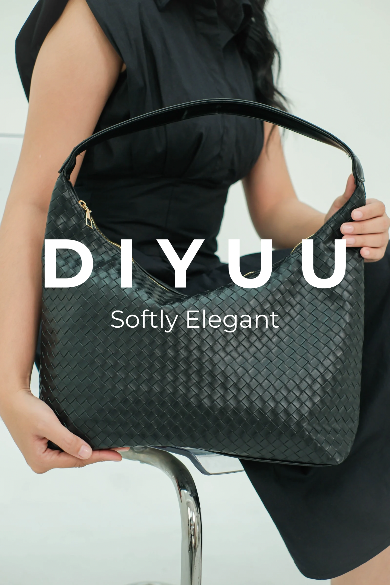 [LÈVA BAG] The Elegant Shoulder Bag for Modern Women